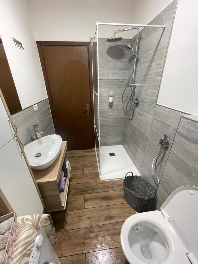 Lake Apartment Ischia Green Tenna Exterior foto